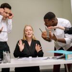 Quando palavras viram insultos: a confusão ideológica no debate público brasileiro