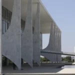 Transparência de fachada: o Estado publica, mas o cidadão não entende