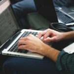Na internet, a liberdade de atacar é espantosa